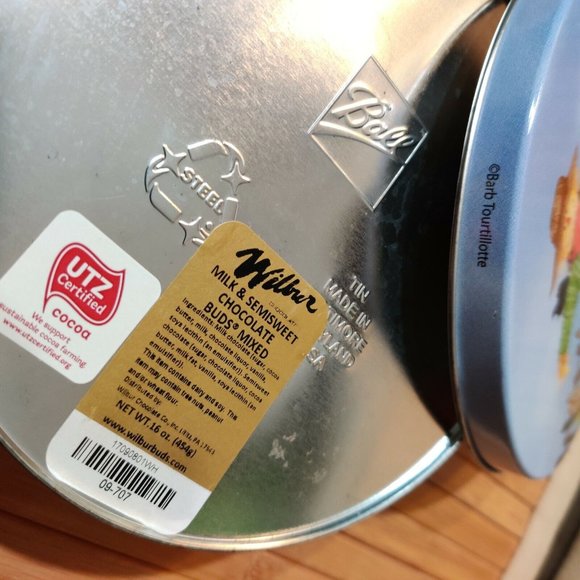 Scarecrow Pumpkin 7" Round Tin Can Container Barb Tourtillotte Illustrated Used - Picture 7 of 9